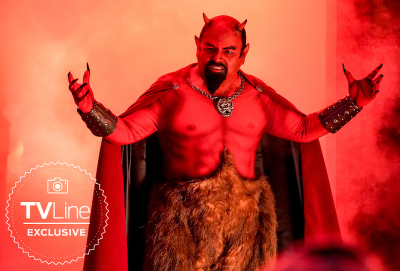 young sheldon season 2 halloween jason alexander