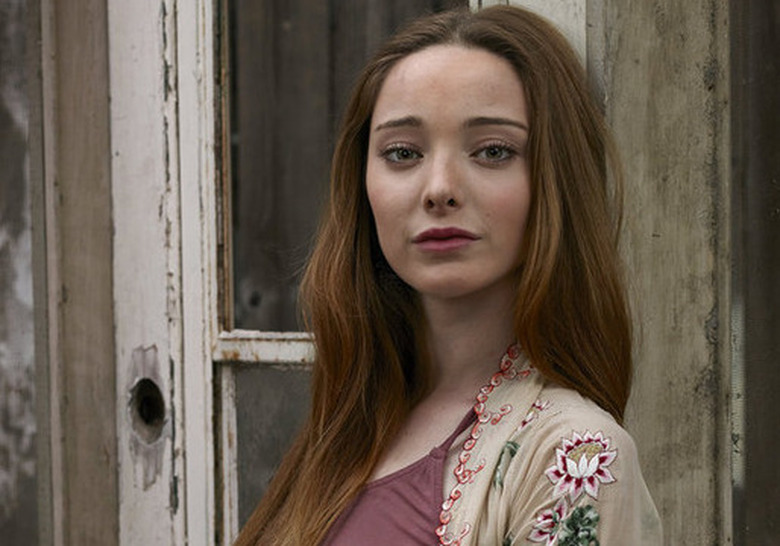 Bunheads Emma Dumont Aquarius