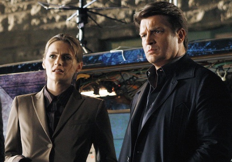 STANA KATIC, NATHAN FILLION