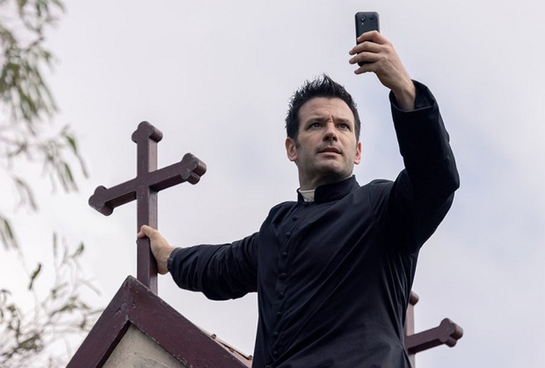 Irreverent Colin Donnell