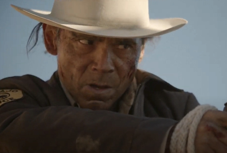 Dark Winds 2x04 Leaphorn Blond Man