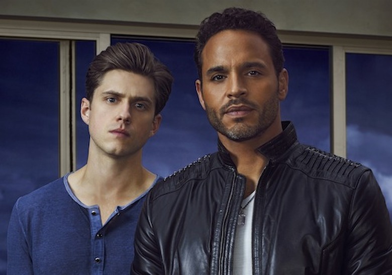 Graceland - Season 1