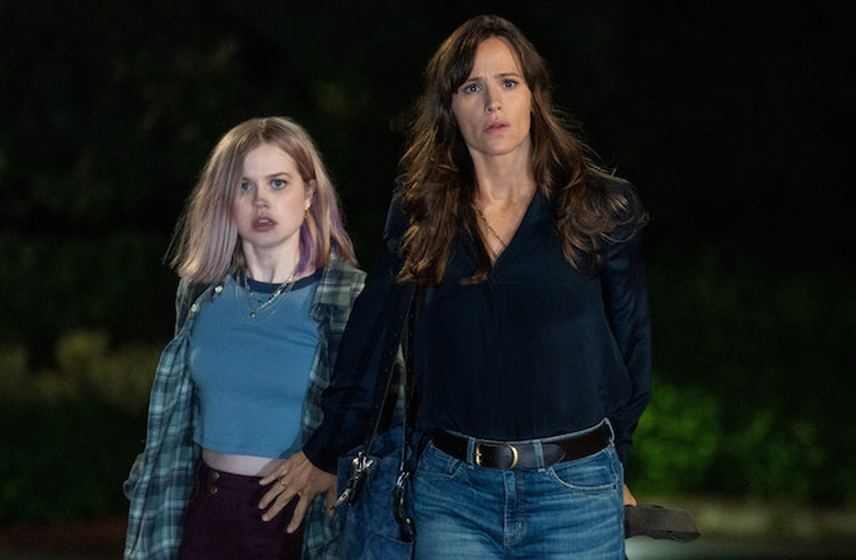 jennifer-garner-video-the-last-thing-he-told-me-apple-tv-plus
