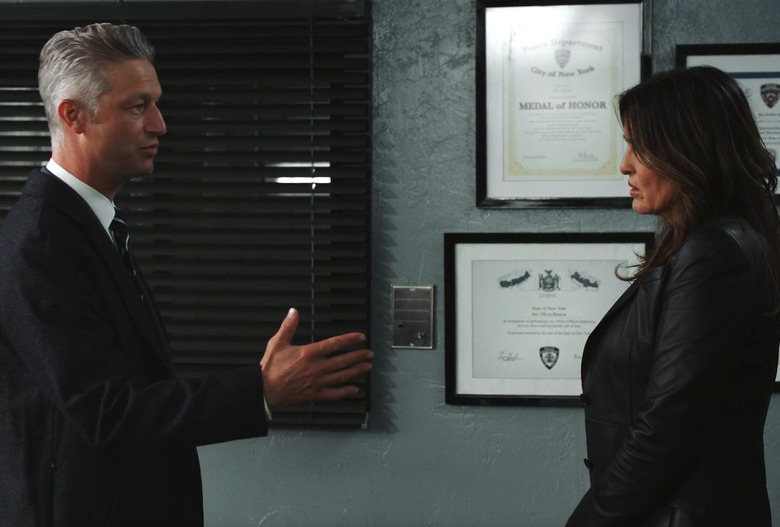 law-and-order-svu-season-26-episode-7-carisi-video-ick-vibes
