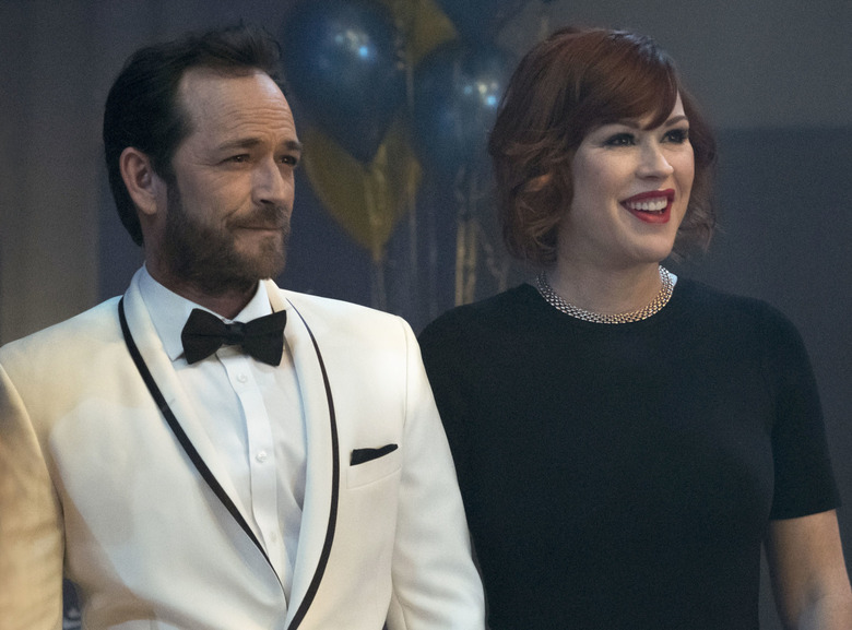 Riverdale Season 1 Episode 11 Fred Mary Molly Ringwald