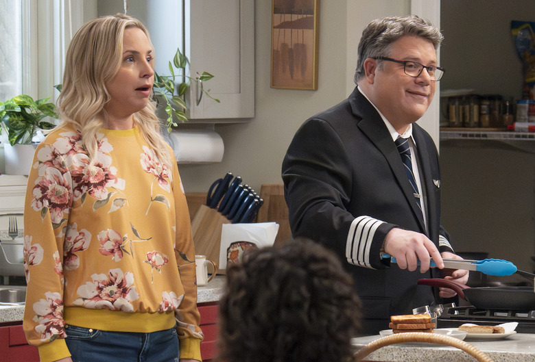 'The Conners' Season 6, Episode 6: Becky and Tyler in 'Hanging in Dorms with Boys and The Secret Life of Men'