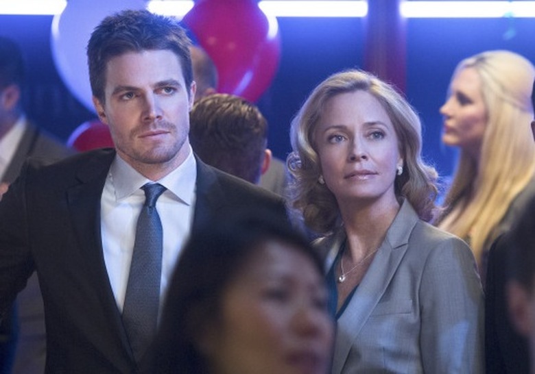 Arrow Recap Moira Dies