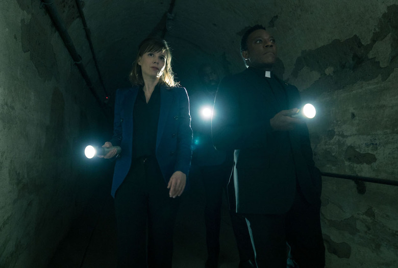 evil-season-4-episode-5-recap-how-to-fly-an-airplane