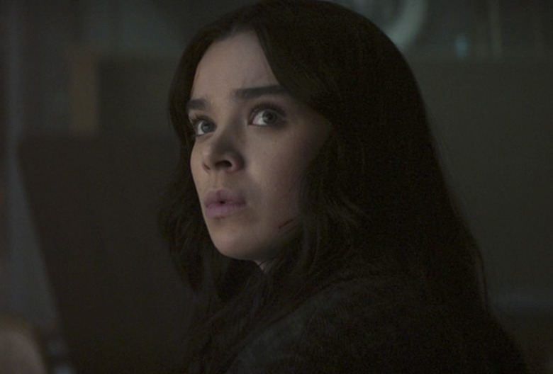 Hailee Steinfeld in Hawkeye