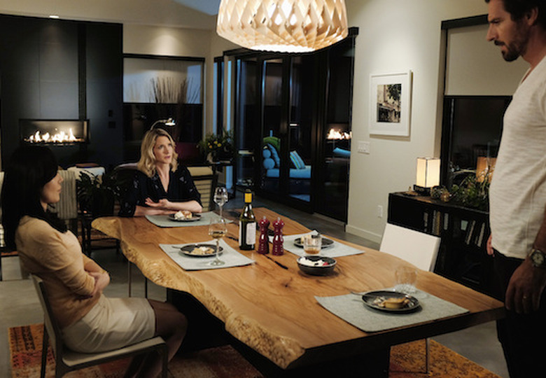 YUNJIN KIM, SONJA BENNETT, ED QUINN