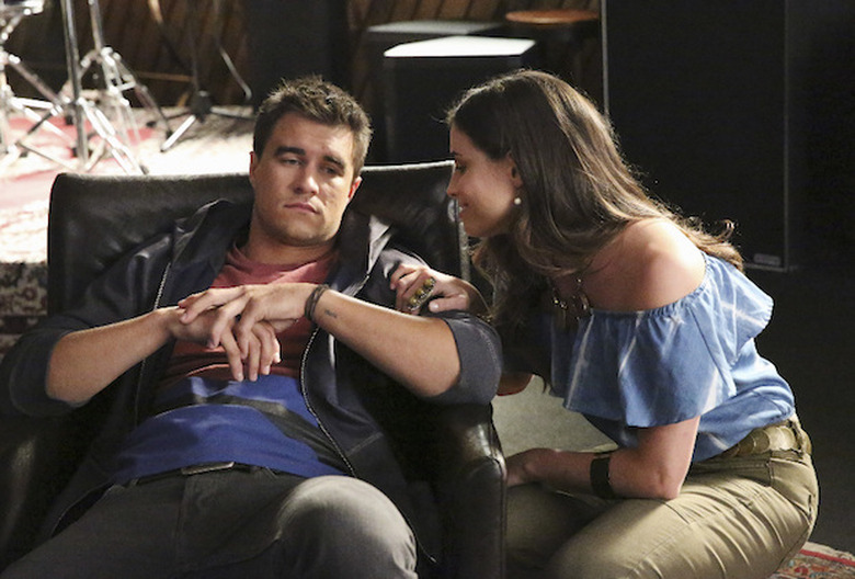 ROB MAYES, HILTY BOWEN