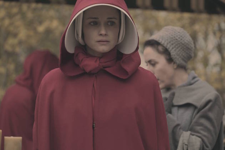 The Handmaids Tale Recap Season 1 Episode 5