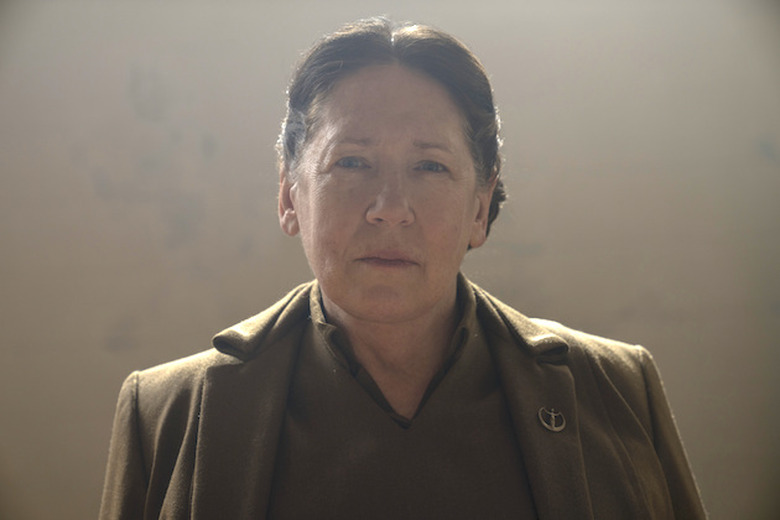 The Handmaids Tale Recap Season 3 Episode 8 Unfit