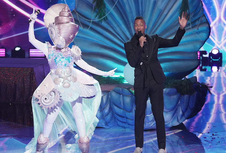 the-masked-singer-recap-season-5-episode-6-orca-unmasked