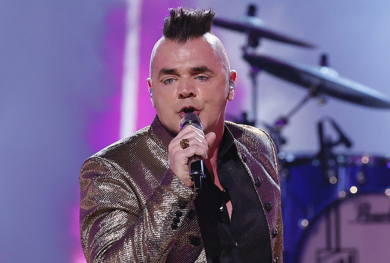 THE VOICE -- “Live Top 12 Performances” Episode 2515A -- Pictured: Bryan Oleson -- (Photo by: Trae Patton/NBC)