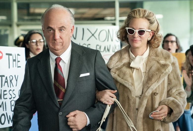 Gaslit Sean Penn Julia Roberts