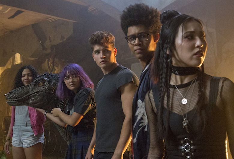Runaways Season 2 Review