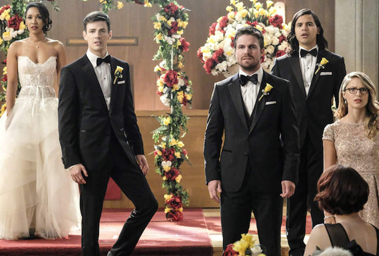 arrowverse crossover promo