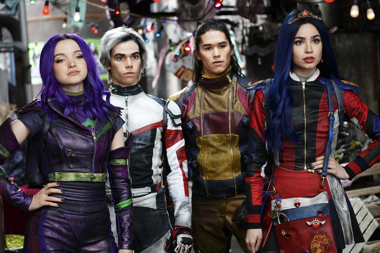 DOVE CAMERON, CAMERON BOYCE, BOOBOO STEWART, SOFIA ARSON