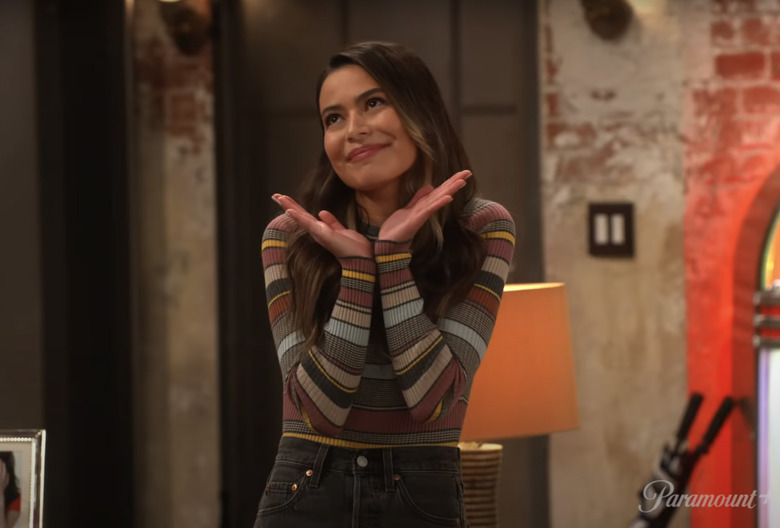 Miranda Cosgrove in iCarly Revival