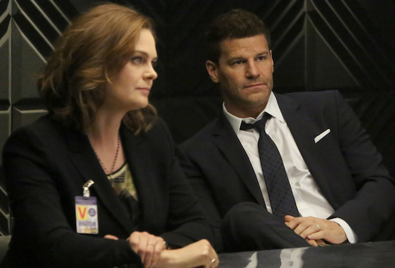 bones-season-11-episode-20-the-stiff-in-the-cliff