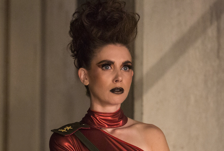 glow season 2 premiere