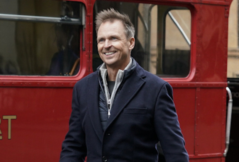 watch the amazing race season 33 episode 1 cbs