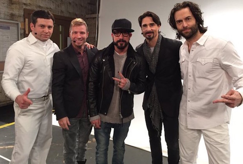 undateable-live-season-finale