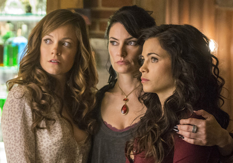 Witches of East End Season 2